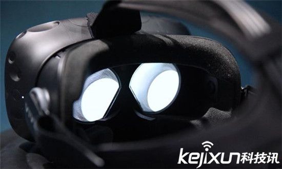 HTC Vive Pre體驗:比上一代更輕更精致