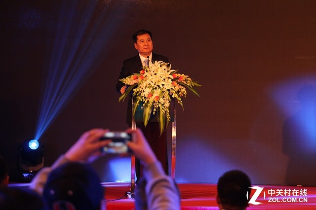 努比亞將打造VR 手機將植入PPTV內容