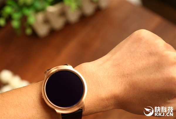 黑曜金版TicWatch智能手表開箱:高顏值/支持iPhone