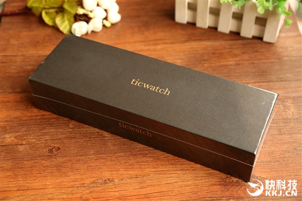 黑曜金版TicWatch智能手表開箱:高顏值/支持iPhone