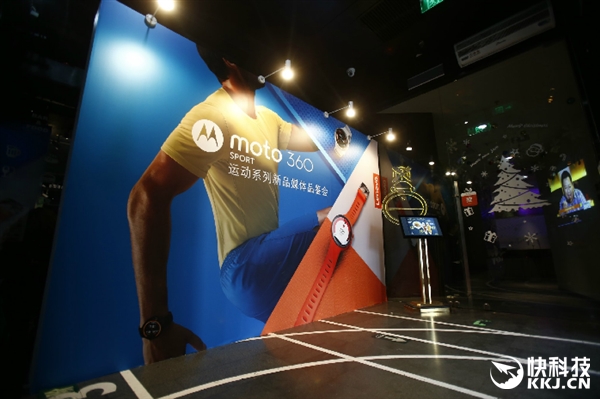 2388元！Moto 360 Sport智能手表正式發(fā)售