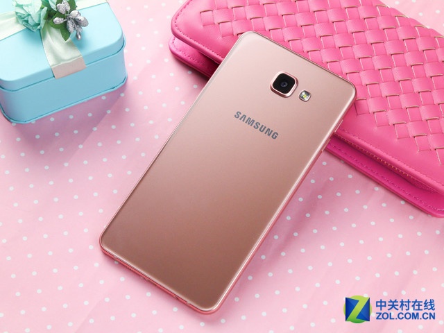 對(duì)焦快至0.1秒 當(dāng)前熱門(mén)"閃拍"手機(jī)推薦