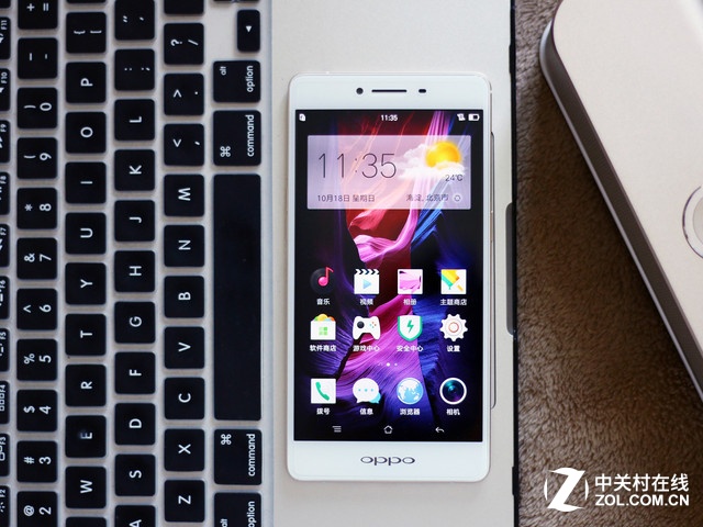 十月新機看點多 各價位值得買手機推薦 