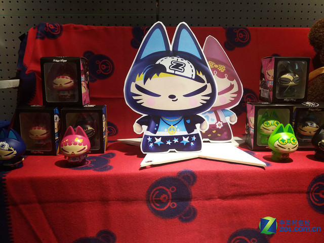 "不玩不快"最強音 三星全新A9購機手冊