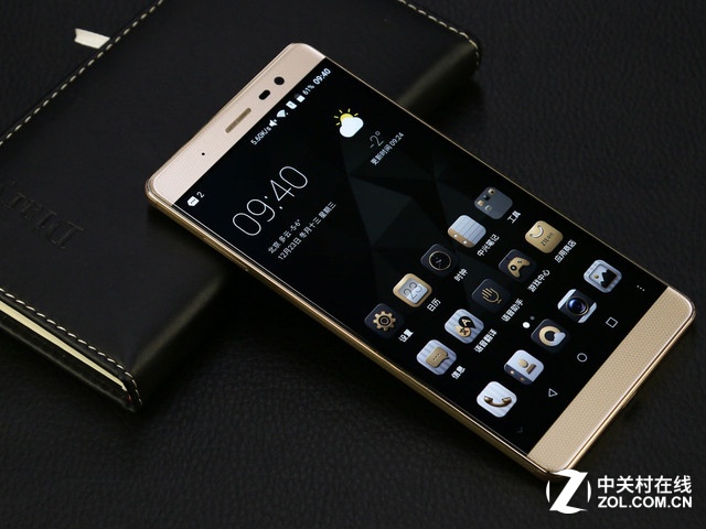 都比<a href=/mobile/iphone/ target=_blank class=infotextkey>iPhone</a>好看 近期熱門金屬手機推薦  