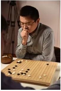 Google 和 Facebook: 究竟是誰搞定了圍棋人工智能?| 深度