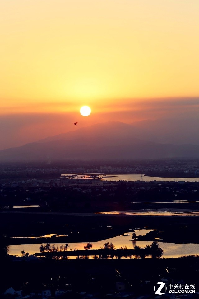 拍攝完日落,好好休息一晚,即將返程。夠快才暢快vivo X6的鏡頭素質(zhì),再度讓我驚艷,堪稱我用過(guò)的最佳旅游攝影利器!