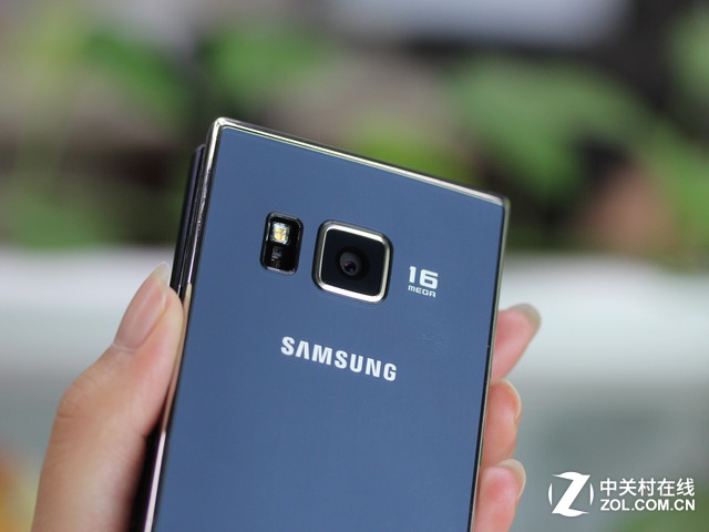 搭64位處理器 三星領(lǐng)世旗艦Ⅲ報(bào)價(jià)8478元