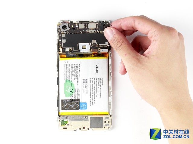 防水防塵性能優異 vivoX6plus拆解圖賞