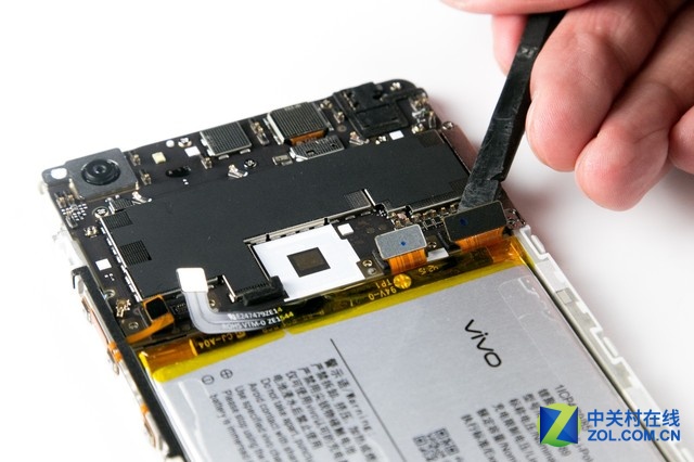 防水防塵性能優異 vivoX6plus拆解圖賞