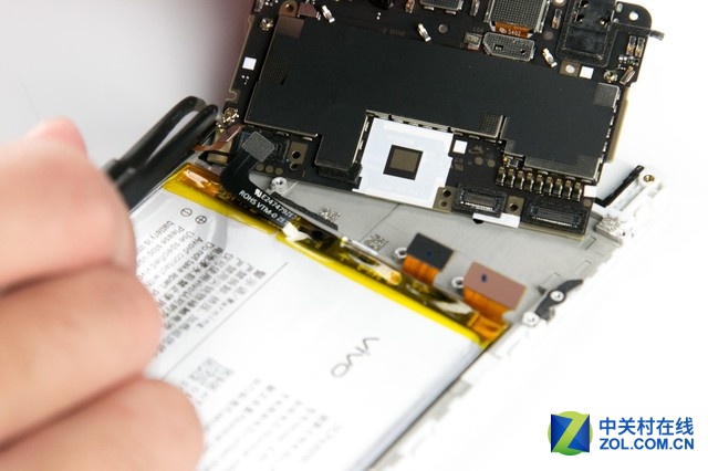 防水防塵性能優異 vivoX6plus拆解圖賞