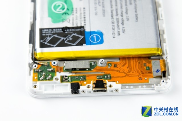 防水防塵性能優異 vivoX6plus拆解圖賞