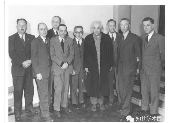 80年前,PRL為何拒絕了愛因斯坦的引力波預測?