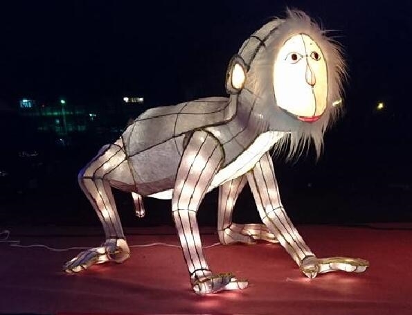 網(wǎng)友吐血 臺灣燈會又現(xiàn)神物：碉堡了