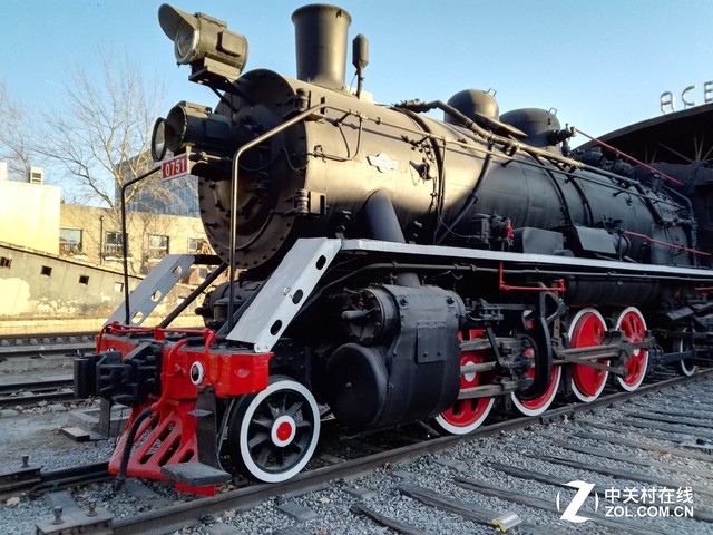 影音娛樂最強王者 華為攬閱M2 10.0評測（?。?