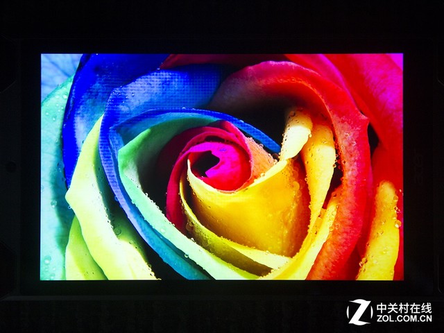 再掀游戲浪潮?掠奪者Predator 8評(píng)測