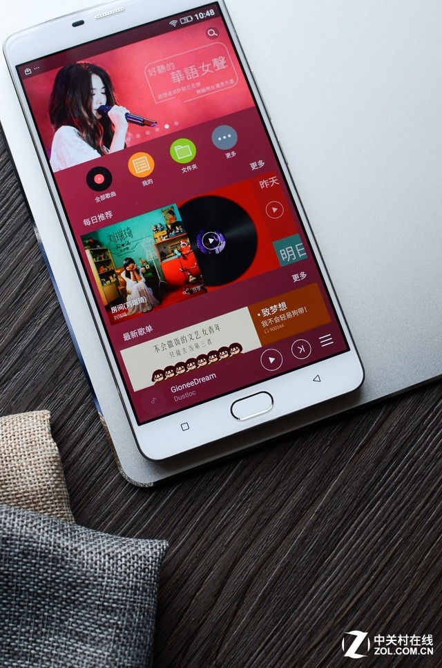 商務(wù)手機(jī)也有高顏值? 金立M5 Plus圖賞