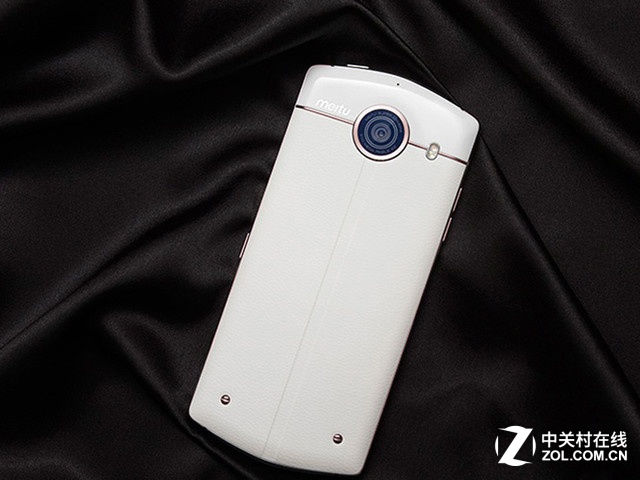 想當朋友圈明星? 這些手機幫你玩轉自拍