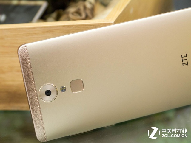 2000多塊錢能買啥? 國產旗艦手機推薦