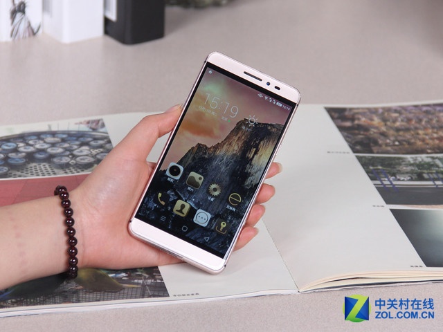 MWC來(lái)了 仍然值得我們購(gòu)買(mǎi)的手機(jī)推薦