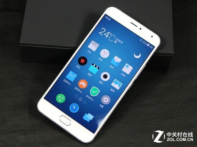 全新旗艦級別高端機 魅族PRO 5報2799元