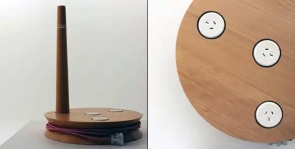 這款名叫Spooltool的凳子將插座和板凳結合在了一起。配備了粗繩一般的電源線，和隱藏在圓形木板下的三個電源插座，電源線是纏繞起來收納的，也可根據需要適當增長縮短，其中一只腿處還安裝了 LED 燈，以備特殊情況的照明需要。（圖源：wowdsgn）