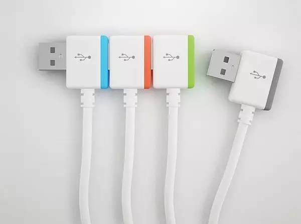 Infinite USB by vojotech：這款由設計團隊 vojotech 帶來的集成型數據InfiniteUSB。將傳統 USB 插頭的后端打開，變成下一個插頭的插座，從而實現無限次的連接，不用的時候，帶磁性的設計還可以讓每一根Infinite USB合并收納。