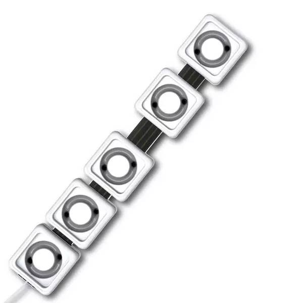 Flex Tab是一款伸縮插座，可以相應延展長度，插槽是凹進去的圓環軌道，可適當滑動電源插頭，靈活便捷。它還能將不用的插孔收縮在一起，方便收納。