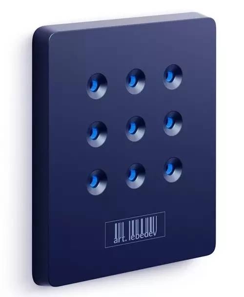 九宮格概念插座by Art Lebedev 設(shè)計工作室
