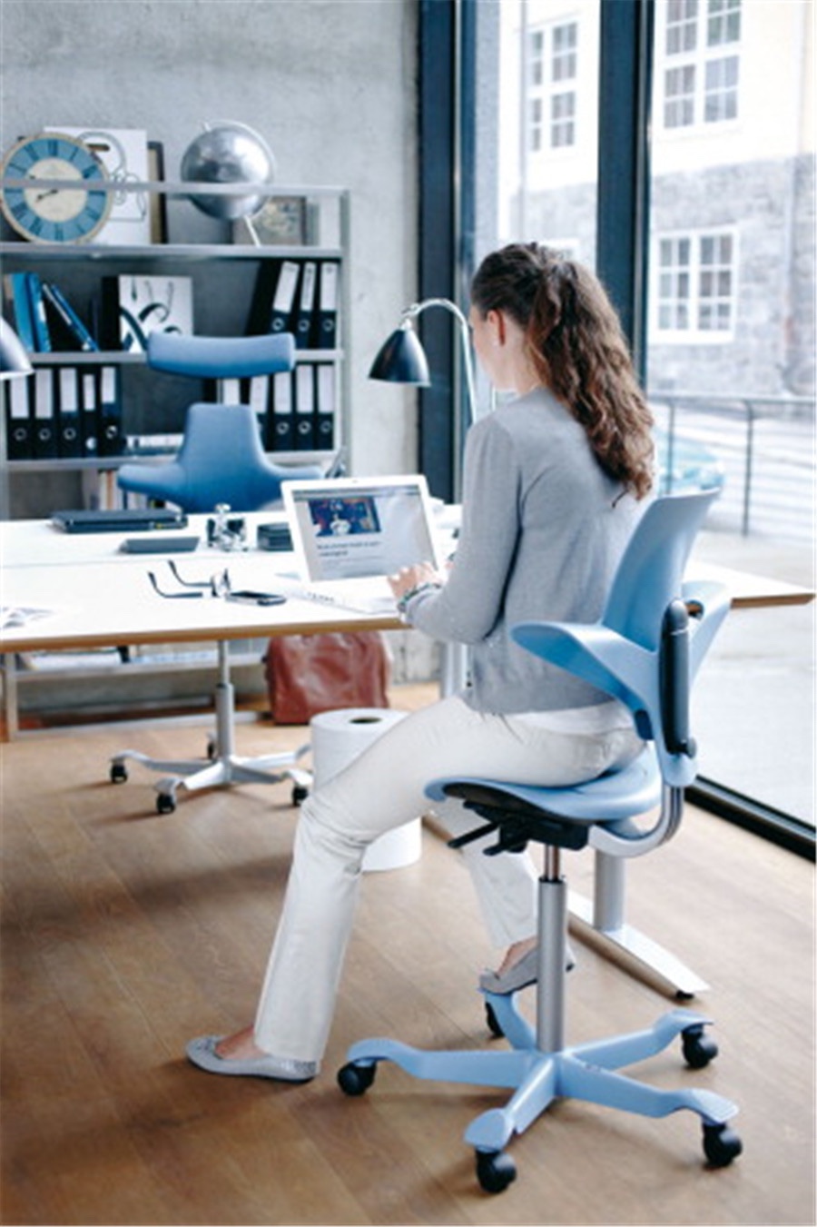 大開眼界：感受一下個性活潑的辦公室椅