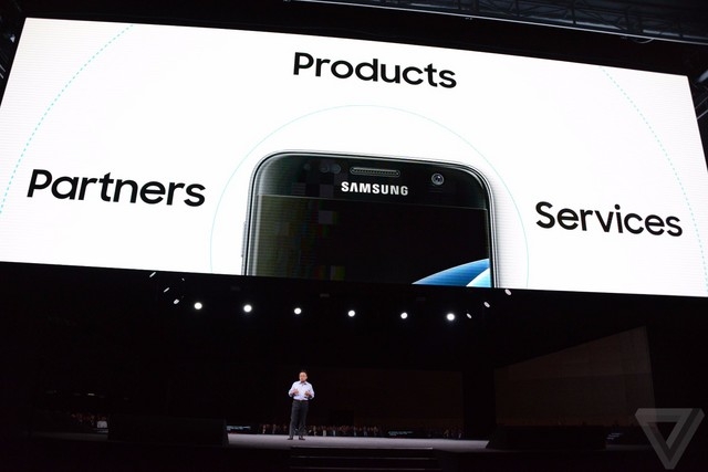 VR看展新時代 三星S7/S7 edge發布回顧