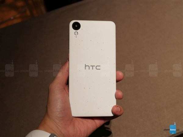 略丑的個性設計 HTC Desire三新機上手