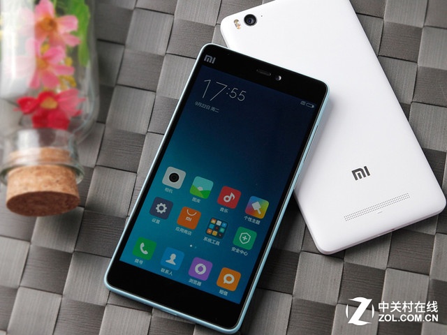 <a href=/mobile/iphone/ target=_blank class=infotextkey>iPhone</a>6s豈是唯一 8款近期上市新機(jī)盤點(diǎn)