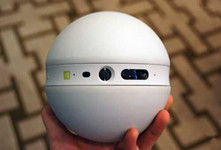 MWC2016智能家居全攻略：LG 翻滾機器人萌死人