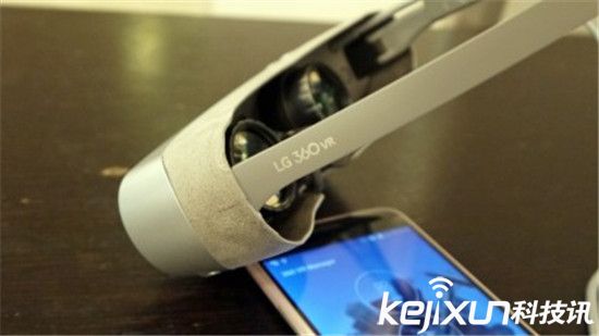 LG 360 VR上手:三星Gear VR不淡定了!