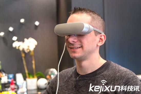 LG 360 VR上手:三星Gear VR不淡定了!