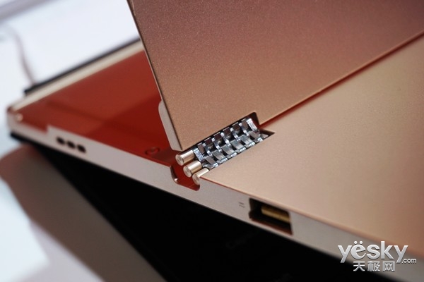 殺向二合一領域 聯想Ideapad Miix 700速評