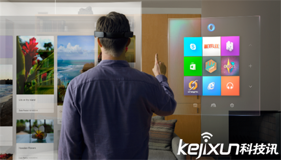 微軟HoloLens頭盔開發(fā)版接受預(yù)定：售價(jià)接近2萬(wàn)元！