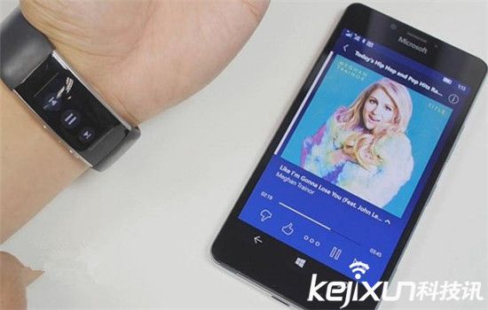 微軟手環Band 2賣不動了：再次降價50美元