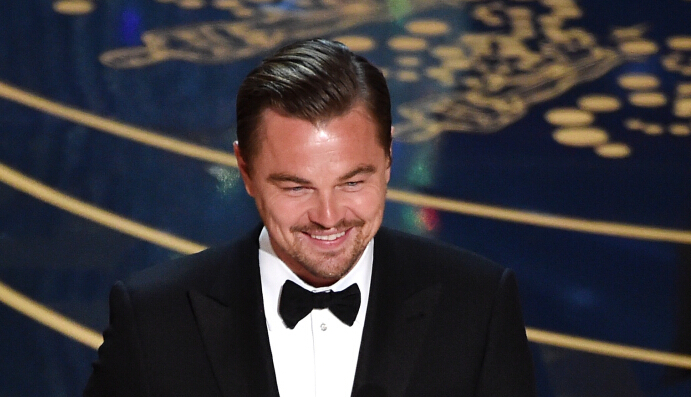 小李奪奧斯卡影帝 而這早被微軟小冰和人工智能猜中了