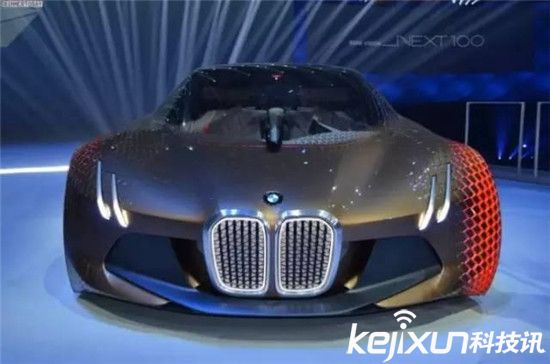 寶馬成立100周年：將打造最酷炫無(wú)人駕駛汽車！