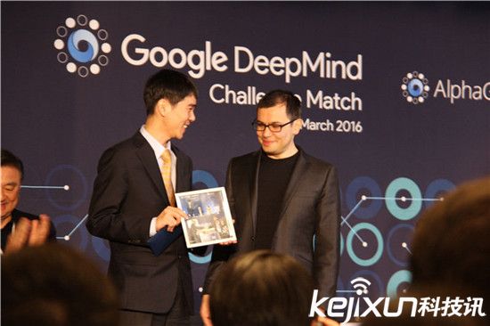 李世石AlphaGo人機大戰(zhàn)結(jié)束:阿爾法狗晉升圍棋九段