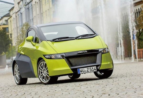 印度阿三真牛逼：馬斯克特斯拉被100%關(guān)稅嚇尿了