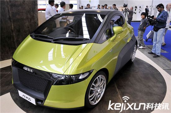 印度阿三真牛逼:馬斯克特斯拉被100%關稅嚇尿了