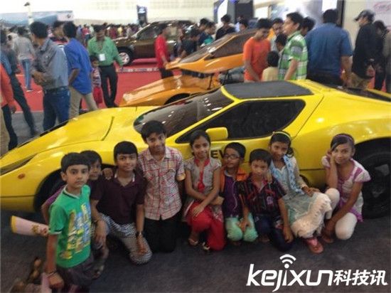 印度阿三真牛逼:馬斯克特斯拉被100%關稅嚇尿了