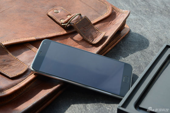 適合男士智能手機推薦 盡顯英氣陽剛之范