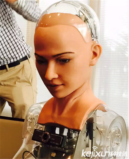 機(jī)器人宣誓要消滅人類(lèi):我們?cè)撊绾螒?yīng)對(duì)?