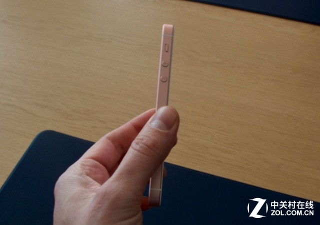 將6s裝進了5s身體里 iPhoneSE上手圖賞