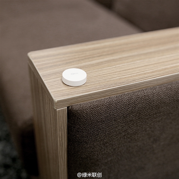 小米溫濕度傳感器發(fā)布:自動開空調