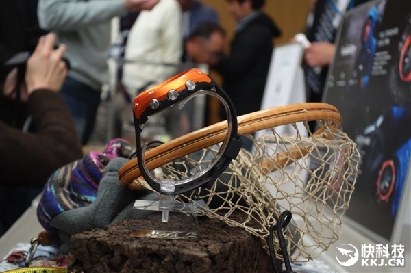 3300元!卡西歐首款智能表上市:續航一整月